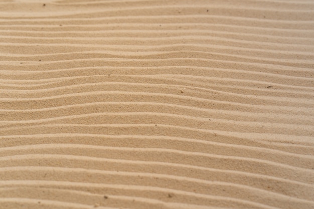 Strukturierter gelber Sand.