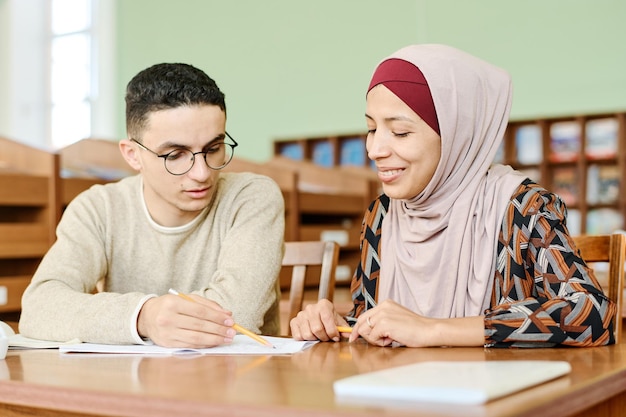 Studenten helfen einander