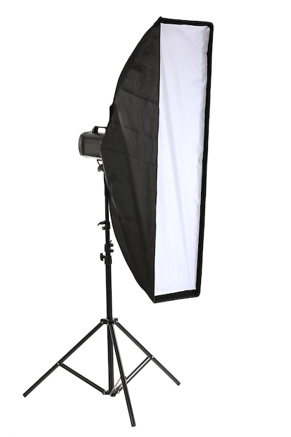 Studioblitz mit Softbox, isoliert auf weiss
