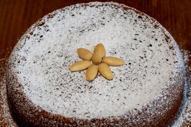 Stück Caprese-Torte