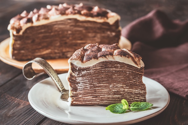 Stück Tiramisu-Crêpe-Kuchen