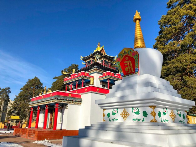 Foto stupa no templo budista de buryat