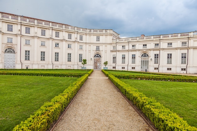 Stupinigi, Italien. Detail des Äußeren der Palazzina di Stupinigi, königliche Residenz seit 1946.