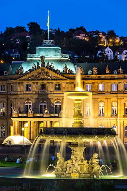 Stuttgart-Stadtzentrum, Deutschland in der Dämmerung