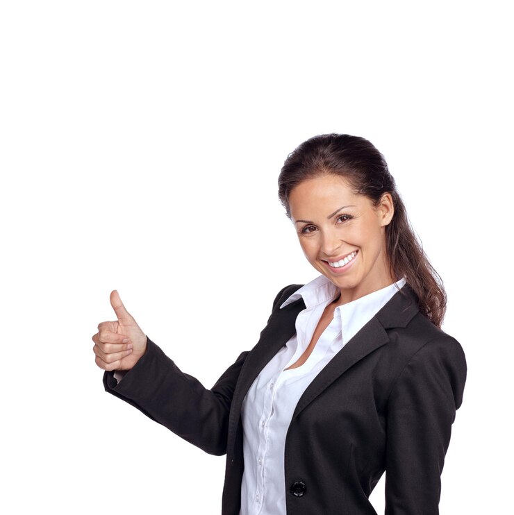 Foto sucesso da mulher de negócios no retrato com polegares para cima e conquista no vencedor da carreira isolado no fundo branco sim, metas e mentalidade de funcionários corporativos com acordo de mulher vencedora e feliz