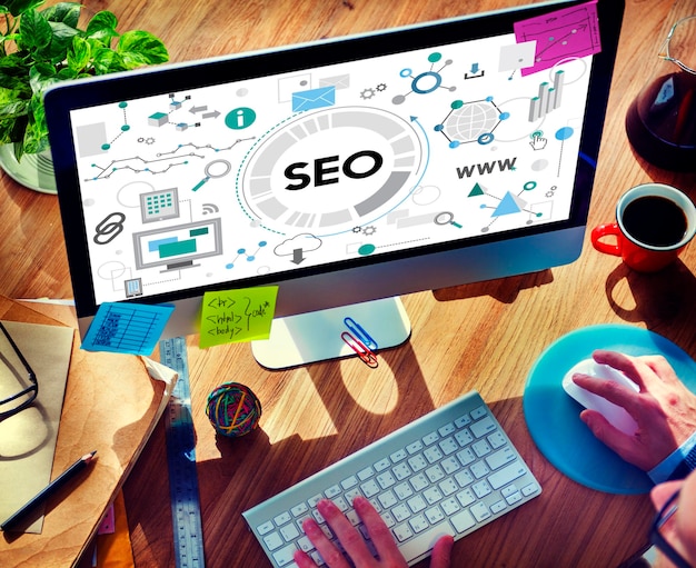 Suchende Maschine, die SEO Browsing Concept optimiert