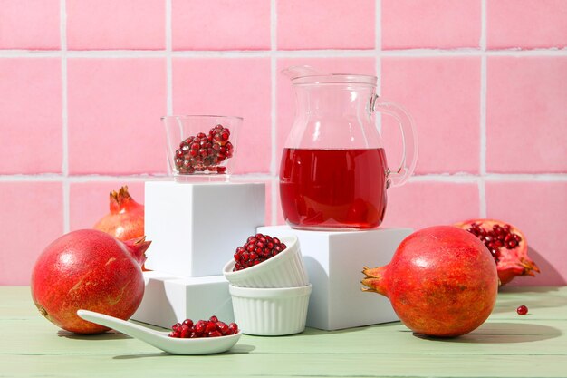 Suco de romã bebida saborosa e deliciosa bebida fresca