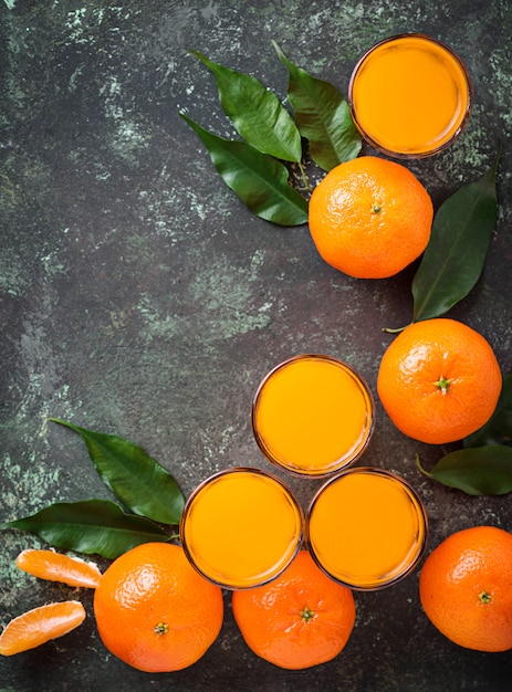 Suco de tangerina fresco ou licor