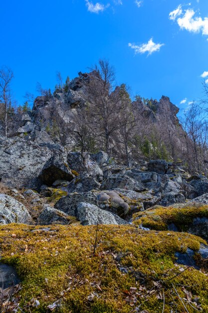 Süd-Ural-Gebirge mit einer einzigartigen Landschaftsvegetation und Vielfalt der Natur