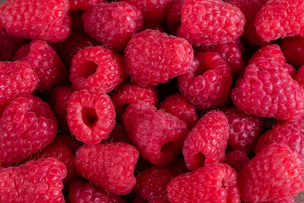 Süße frische Bio-Himbeeren