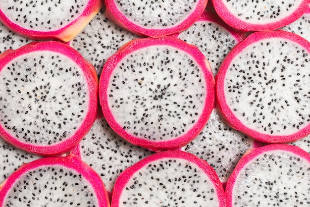 Süße leckere Drachenfrucht oder Pitaya-Scheiben