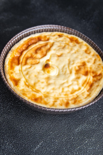 süßer kuchen patisserie pudding bäckerei frisch gericht gesunde mahlzeit lebensmittel snack auf dem tisch kopierraum essen