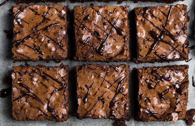 Süßes Kochen des selbst gemachten Gebäcks der Schokoladenschokoladenkuchenkuchenstück-Torte