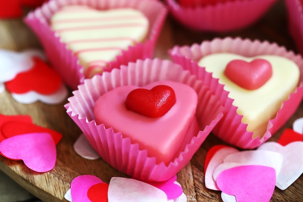 Süßigkeiten zum Valentinstag Marzipanherzen