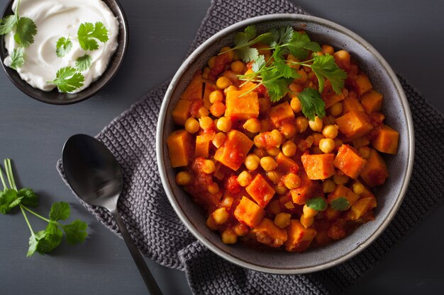 Süßkartoffel-Kichererbsen-Curry