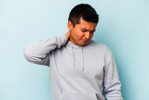 Sufrir dolor de cuello debido al estilo de vida sedentario