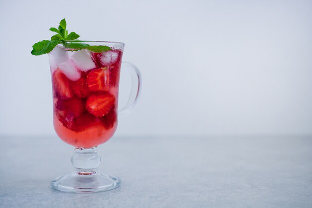 Summer Strawberry Fresh Mint Drink