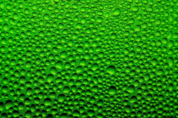 Superfície de gota de água macro verde