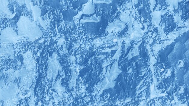 Superficie montañosa de color azul clásico, panorama