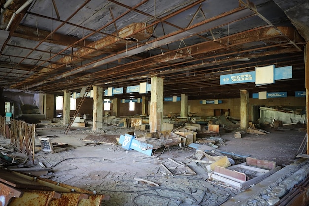 Supermarkt in der Stadt Pripjat in der Sperrzone von Tschernobyl, Ukraine