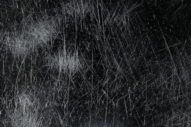 superposición de fondo negro rayado / fondo oscuro negro abstracto, grietas rotas y arañazos para superposición