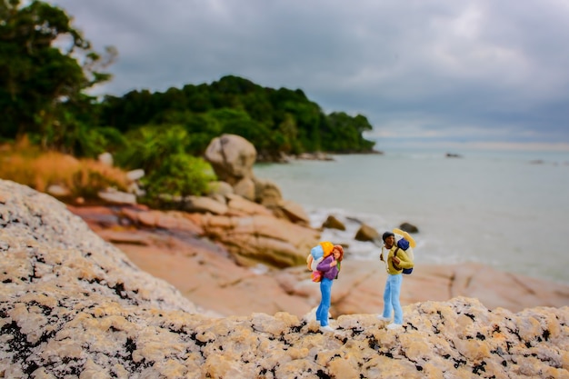 Supervivencia en miniatura en las hermosas playas de Bintan Island figura juguetes de personajes para niños