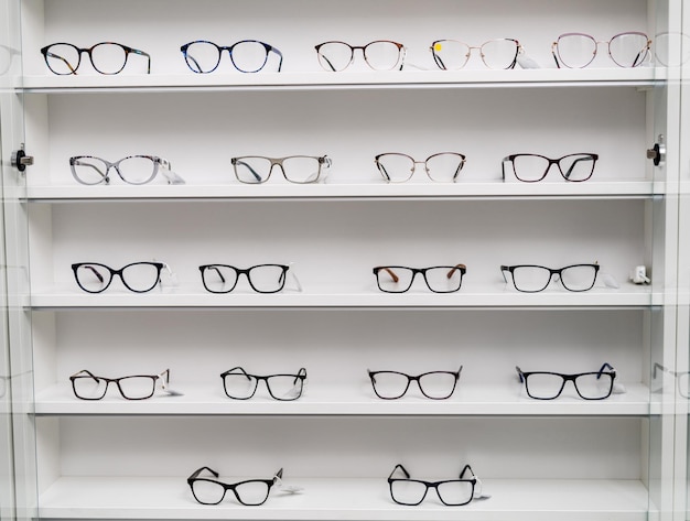 Suporte com acessórios para óculos Loja de óculos