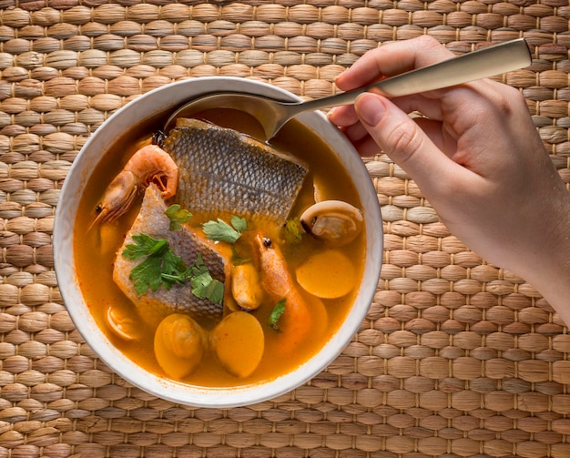 Surtido de sopa de lubina