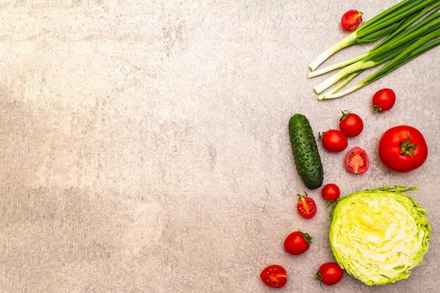 Surtido de verduras orgánicas frescas.