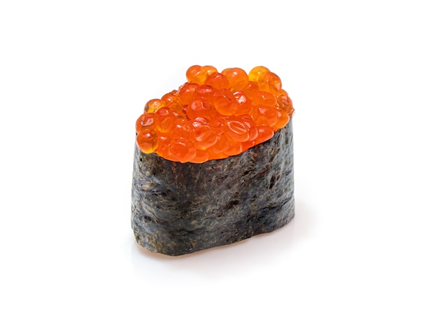 Sushi con caviar de salmón