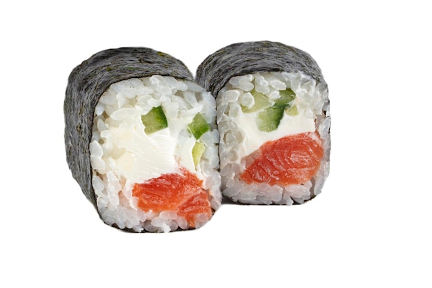 Sushi-Closeup auf weißem Hintergrund Nori-Seegras-Sushi mit Forellengurke