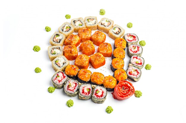 Sushi eingestellt auf Weiß