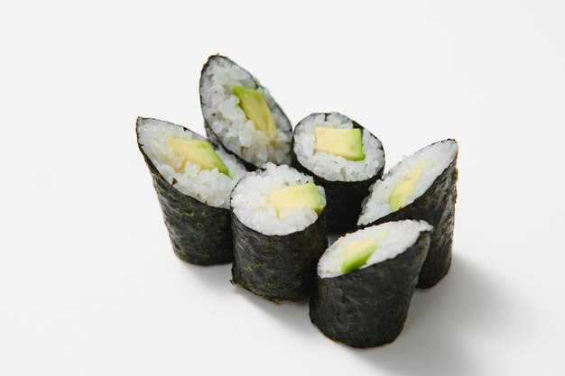 Sushi-Rolle, isoliert auf weiss