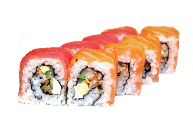 Sushi Rolls con camarones Roll California con aguacate Comida japonesa Comida saludable