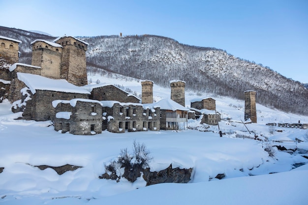 Svan Towers sind das Symbol von Svanetia und einzigartigen Verteidigungsstrukturen der frühen mittelalterlichen Epoche Ushguli Georgia