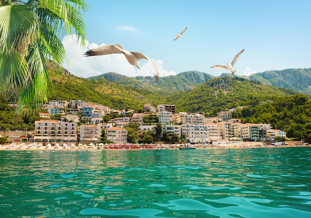 Sveti Stefan e sua praia