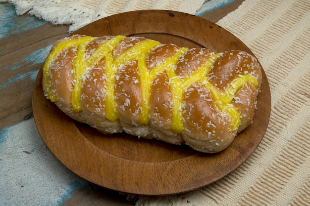 Sweetbread recheado com marmelada