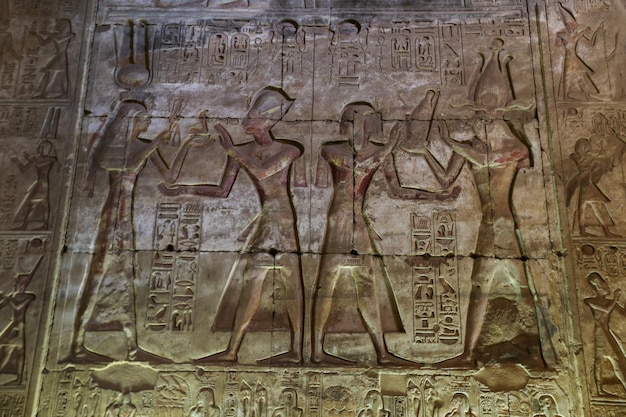 Szene aus dem Abydos-Tempel in Madfuna, Ägypten