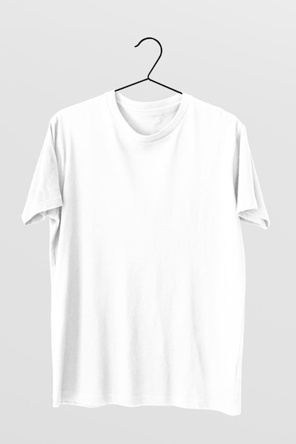 T-shirt modelo de moda png transparente