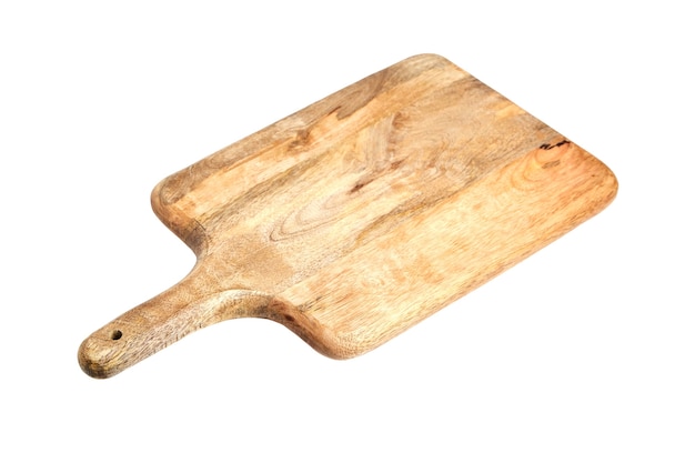 Tabla de cortar de madera de pino aislado en blanco