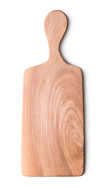 Tablero de cocina de madera aislado sobre un fondo blanco.