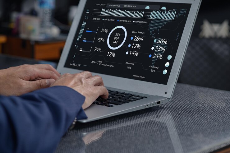 Foto tablero de control de negocios moderno con análisis de datos en la pantalla de la computadora portátil