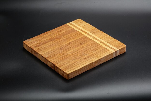 Tablero de madera para cocina aislado