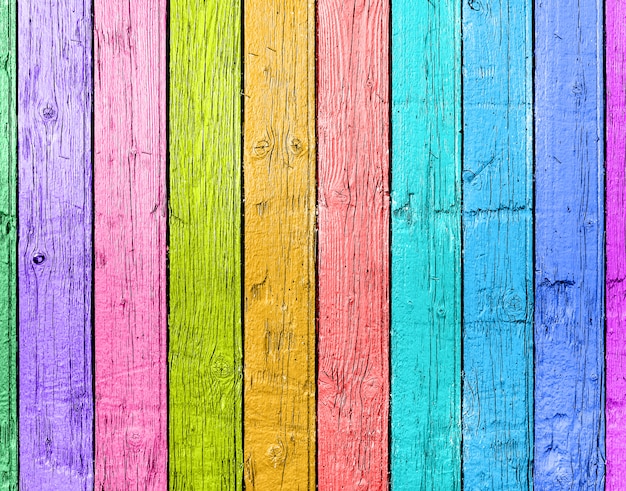 Foto tablones viejos en los colores del arcoiris