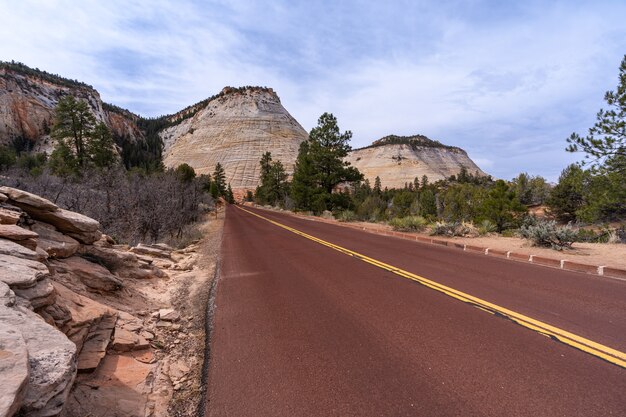 Tabuleiro de damas mesa no parque nacional de zion