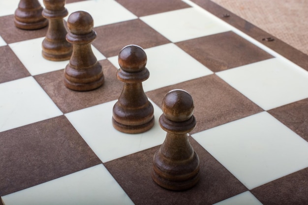 Tabuleiro de xadrez com peças de xadrez
