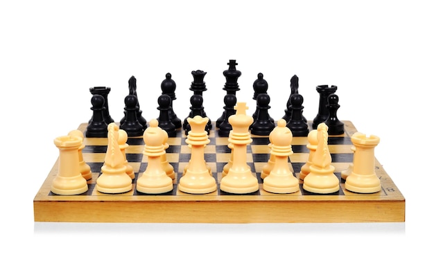 Conjunto de vetores de figuras de xadrez. rei, rainha, bispo, cavalo ou  cavalo, torre e peão - peças de xadrez padrão. jogo de tabuleiro  estratégico para lazer intelectual. itens em preto e