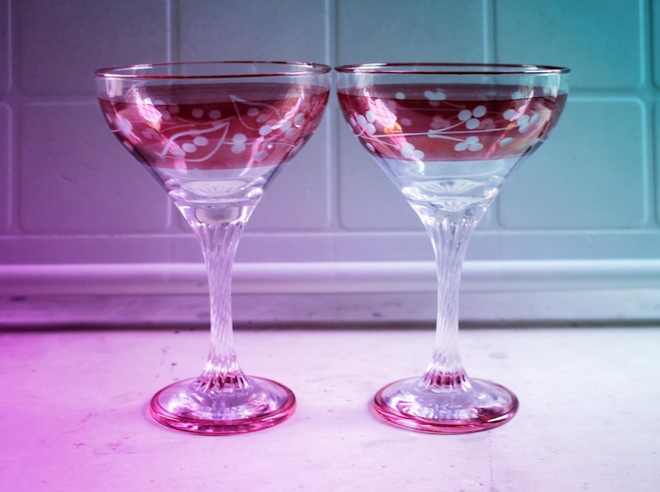 Foto taças de vinho casal