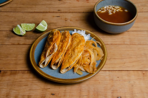 Tacos de barbacoa Tacos dorados