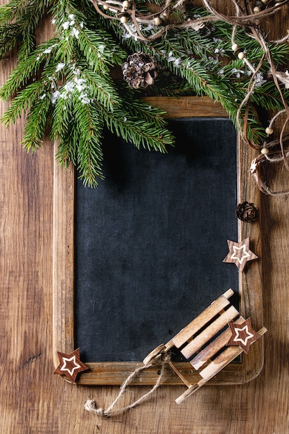 Tafel und Weihnachtsbaum